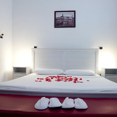 Mamma Maria 2010 Bed & Breakfast Monopoli Bagian luar foto