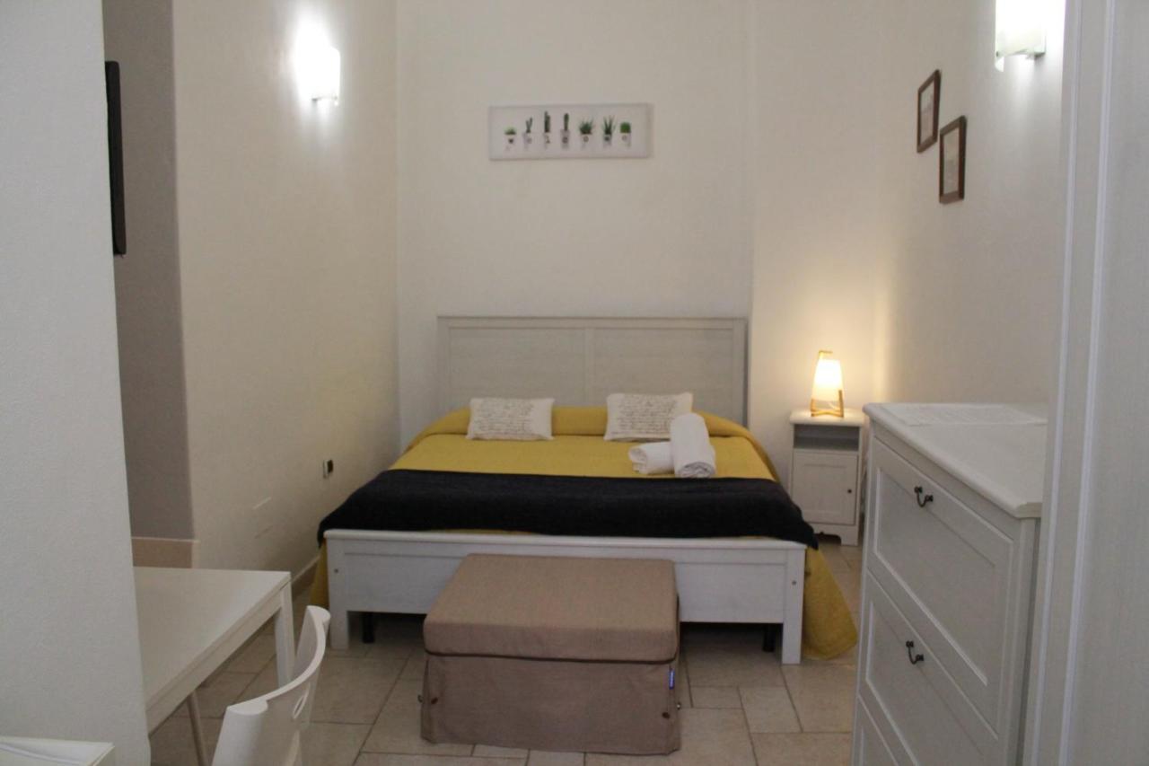 Mamma Maria 2010 Bed & Breakfast Monopoli Bagian luar foto