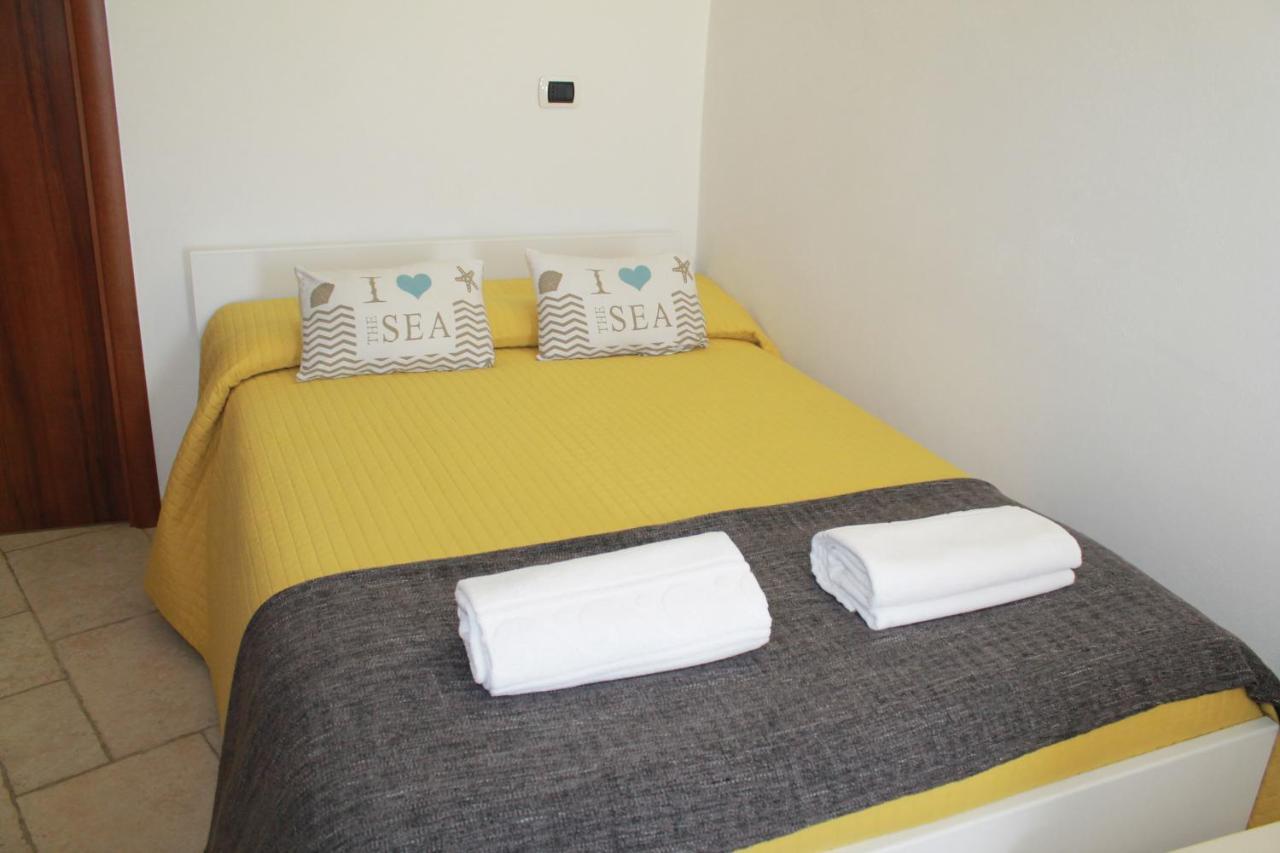 Mamma Maria 2010 Bed & Breakfast Monopoli Bagian luar foto